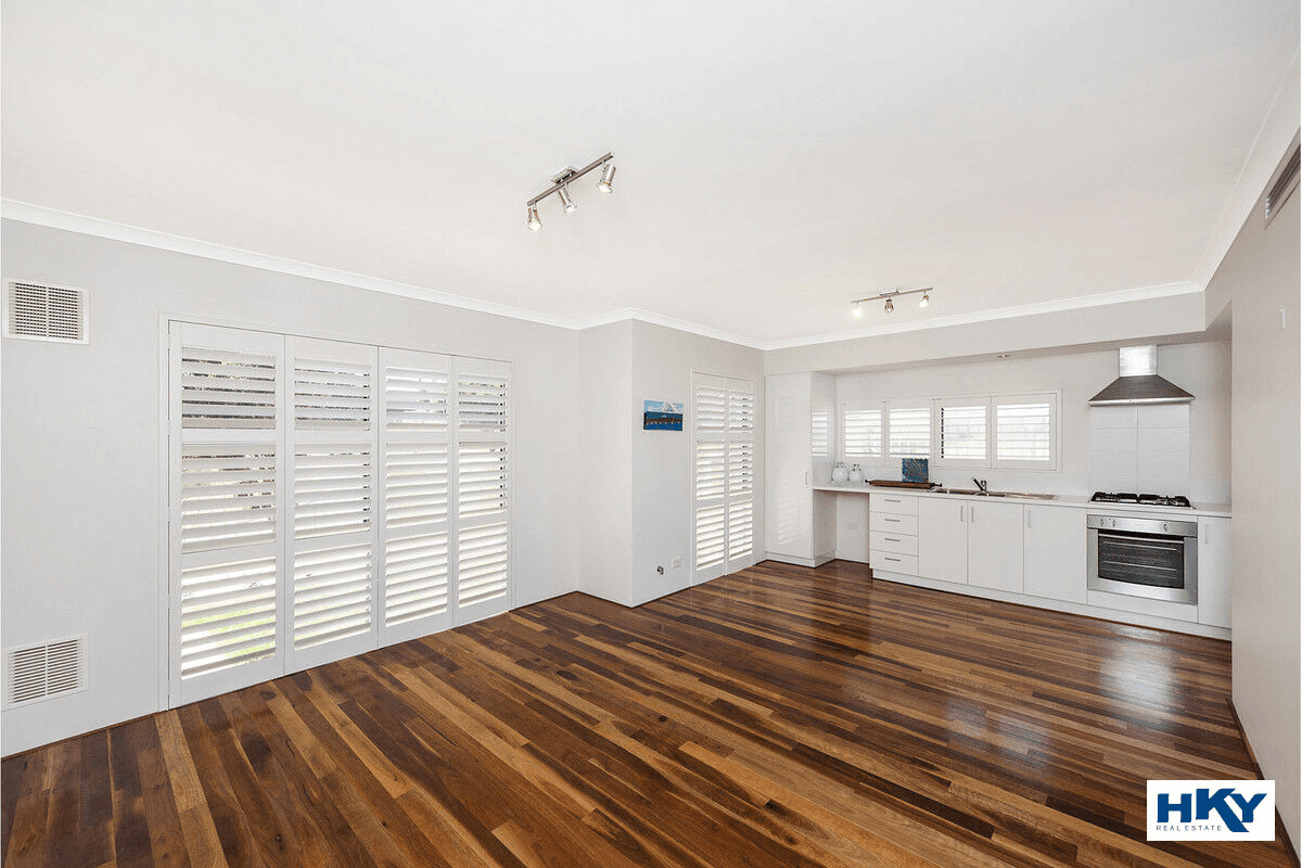 27 Shoreham Turn, Mindarie, WA 6030