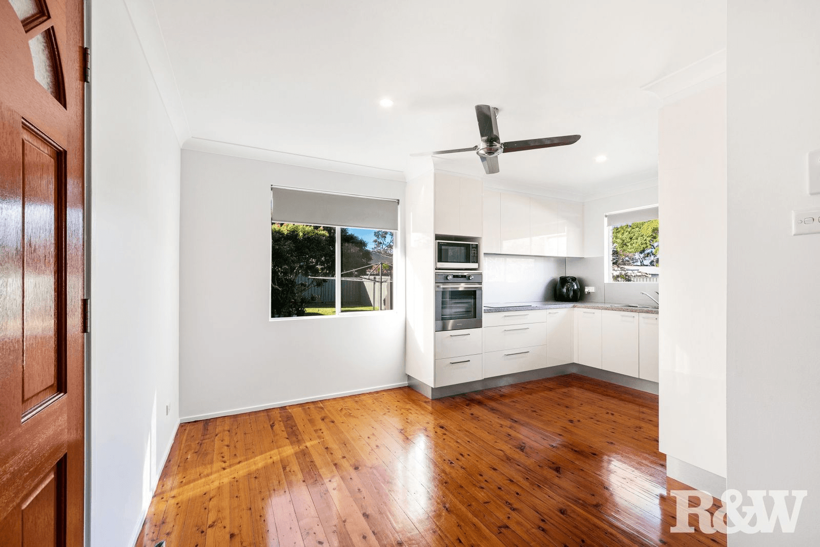 33 Nowack Avenue, Umina Beach, NSW 2257