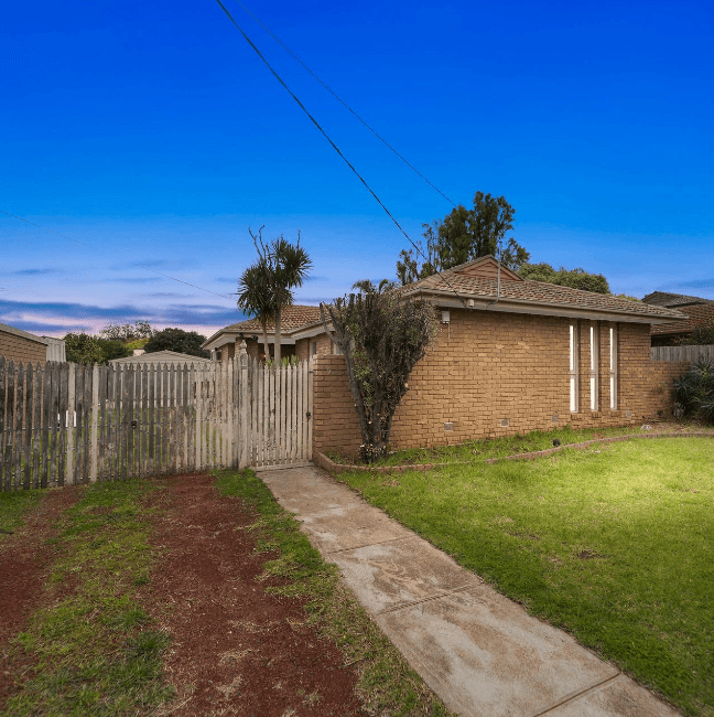 5 HEWSON STREET,, MELTON, VIC 3337