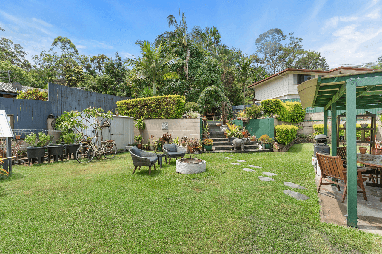 12 Celeste Court, SPRINGWOOD, QLD 4127