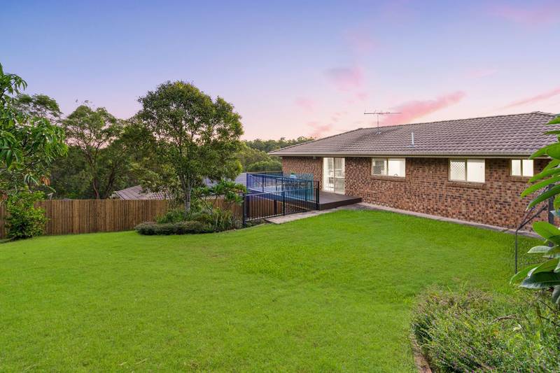 10 Kummara Road, Edens Landing, QLD 4207