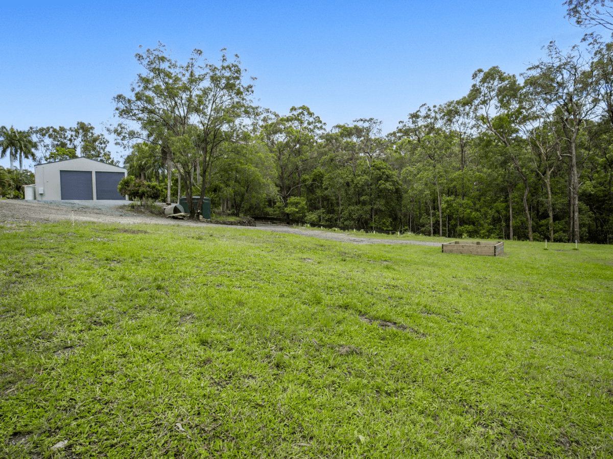 40 Bonogin Road, MUDGEERABA, QLD 4213