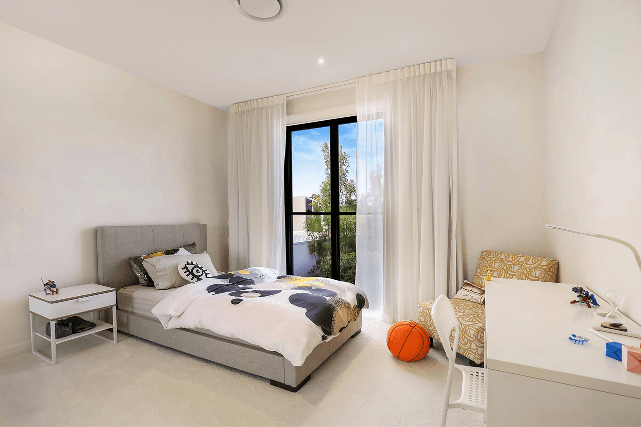 60 Theatre Drive, Benowa, QLD 4217