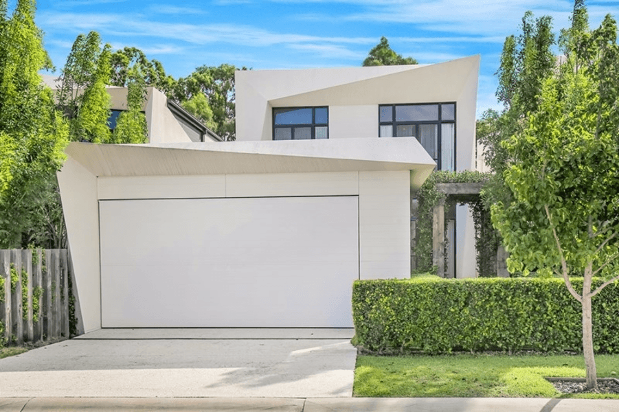 60 Theatre Drive, Benowa, QLD 4217