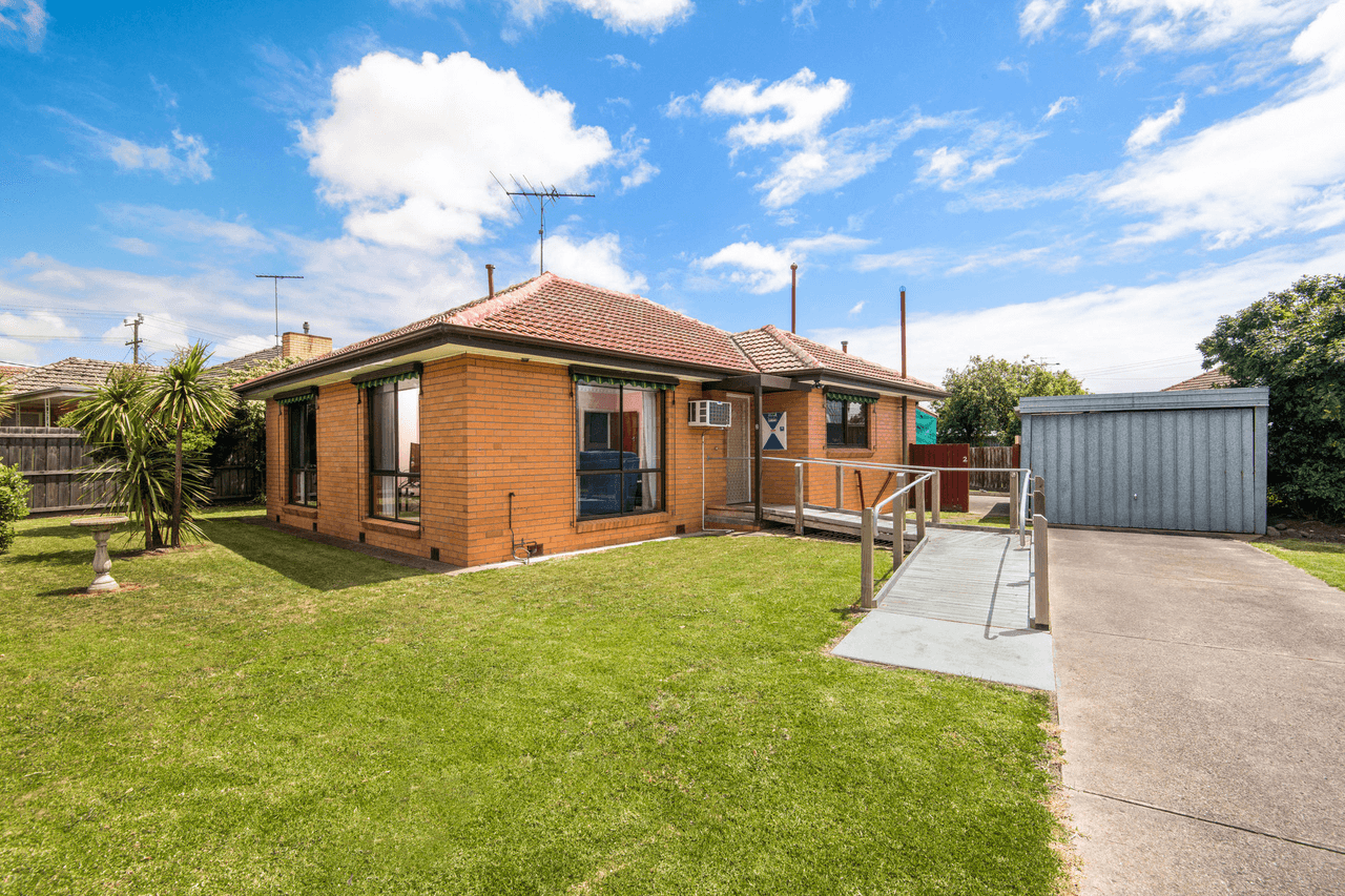 2 Waiora Avenue, Hamlyn Heights, VIC 3215