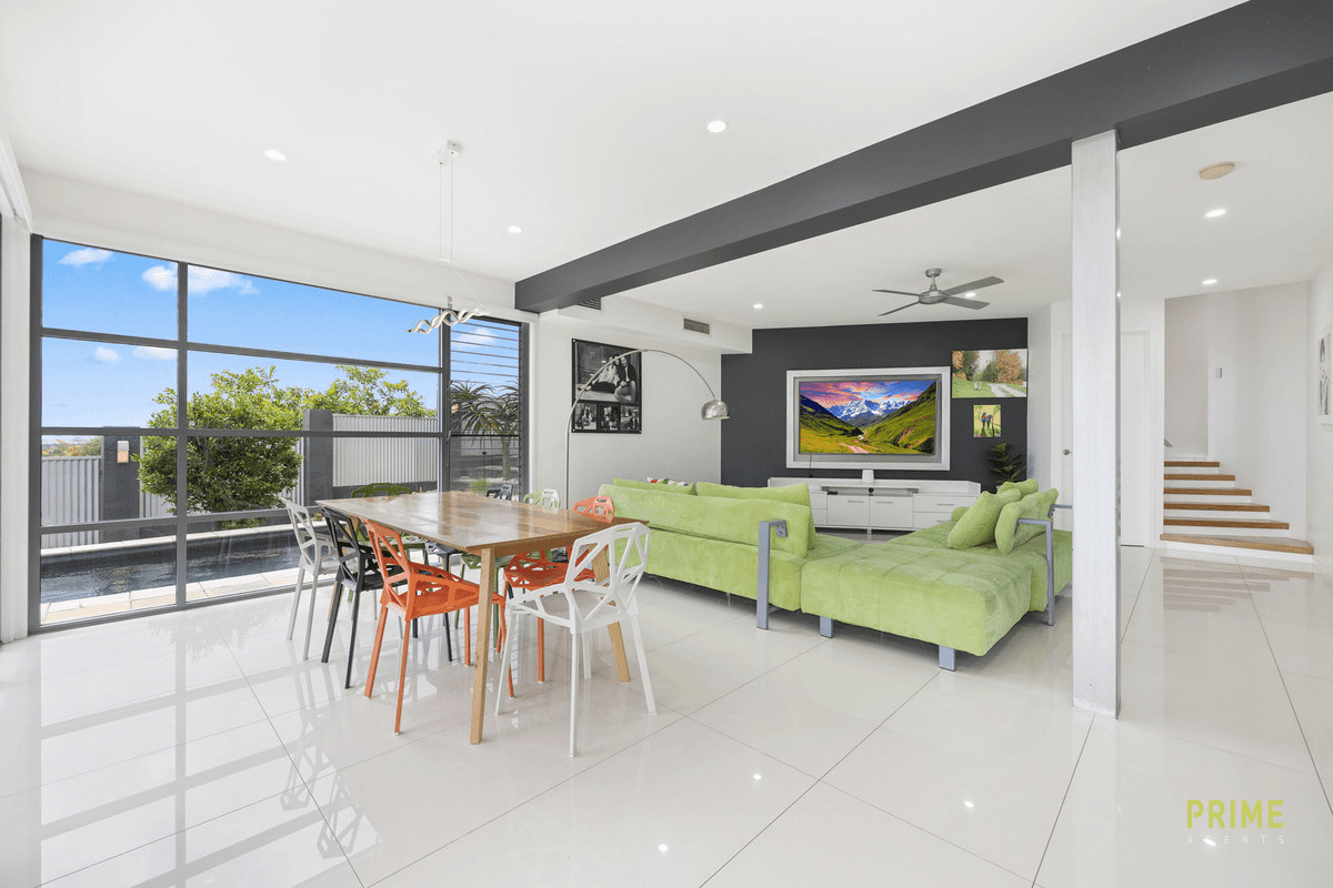 41 Sandy View Drive, Nikenbah, QLD 4655