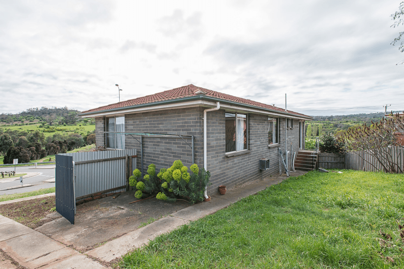 33 Naroo Street, WAVERLEY, TAS 7250