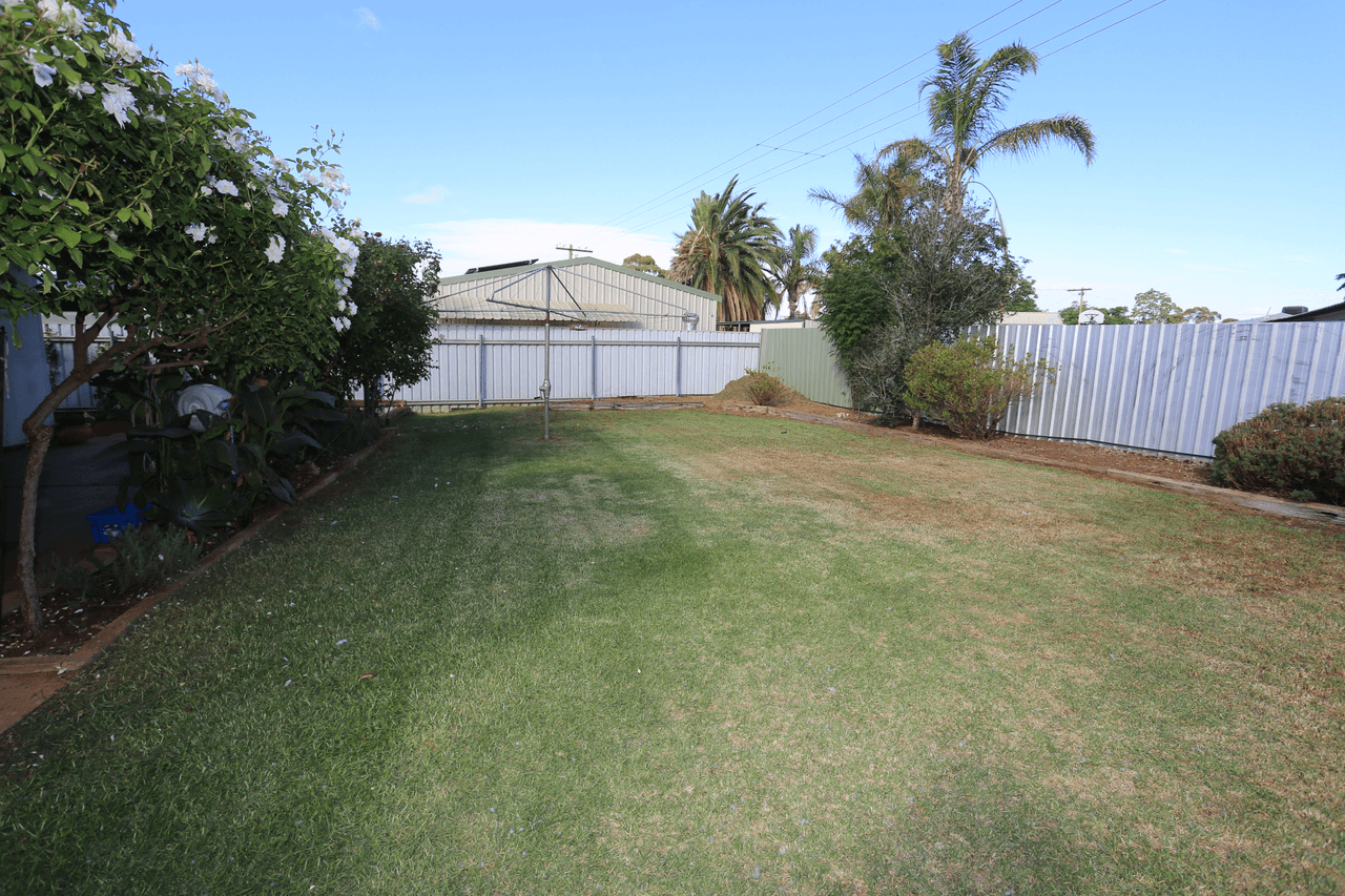 29 Hakea Street, KAMBALDA WEST, WA 6442