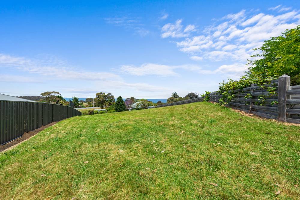 74 Lake Bunga Beach Road, Lake Bunga, VIC 3909