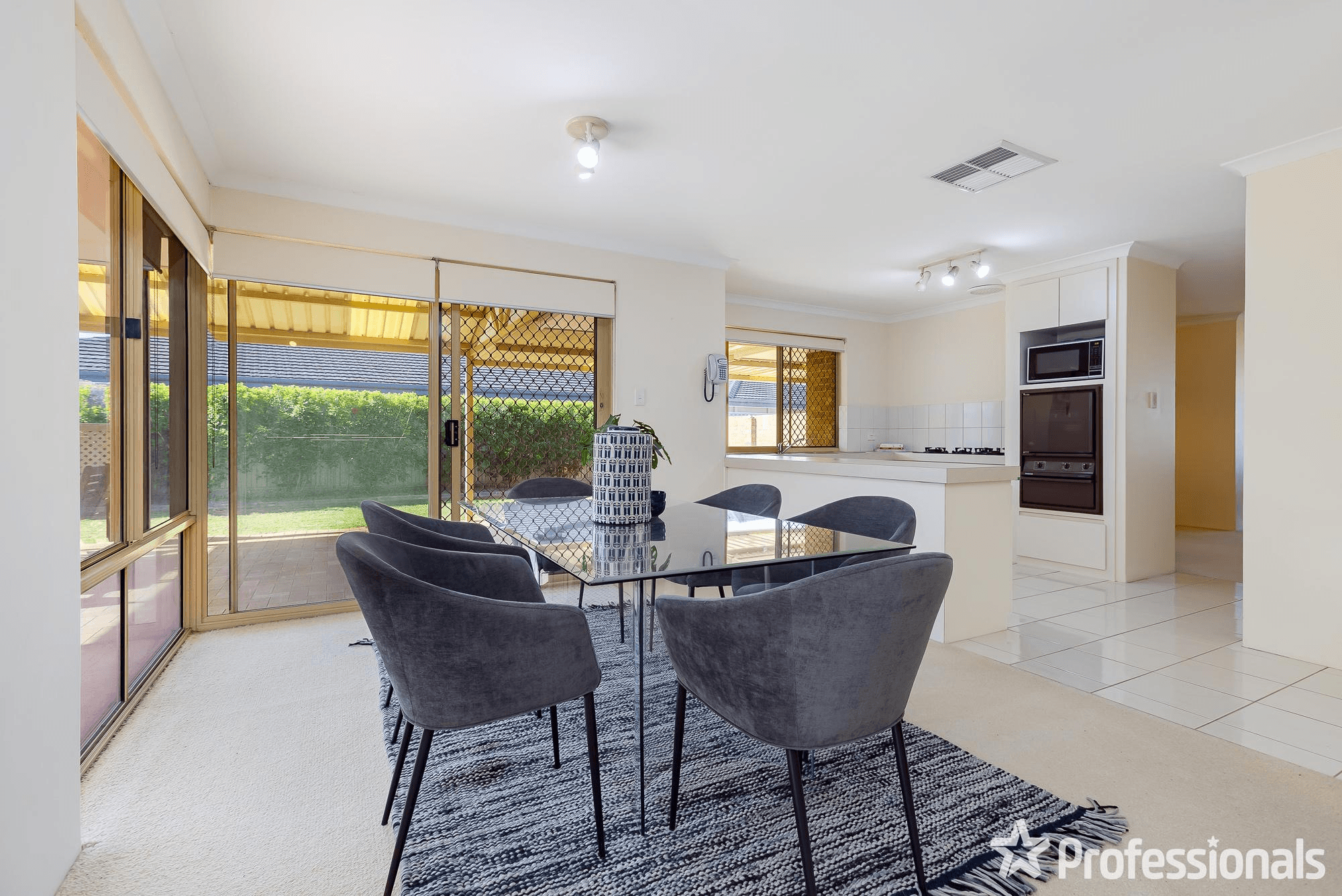 3 Briar Court, LEEMING, WA 6149