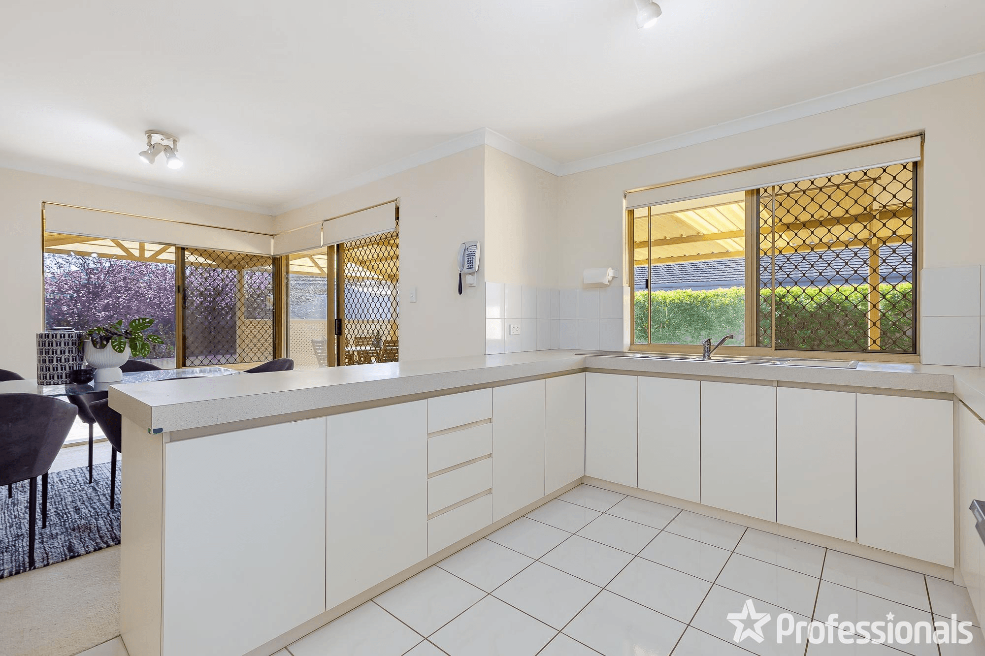 3 Briar Court, LEEMING, WA 6149