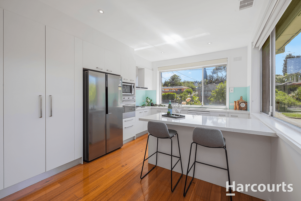 16 Dalroy Crescent, VERMONT SOUTH, VIC 3133
