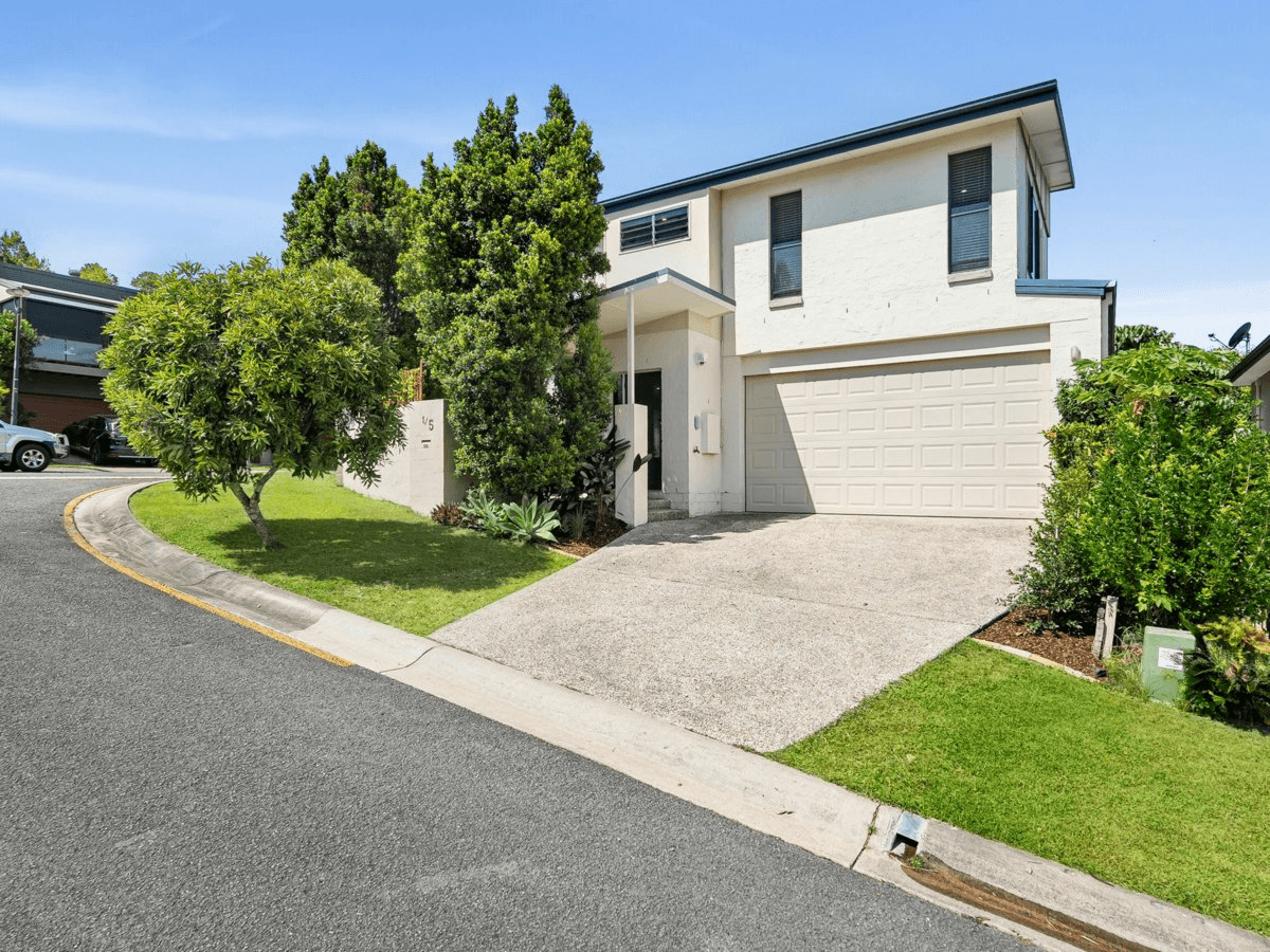 1/5 Mapleton Circuit, VARSITY LAKES, QLD 4227