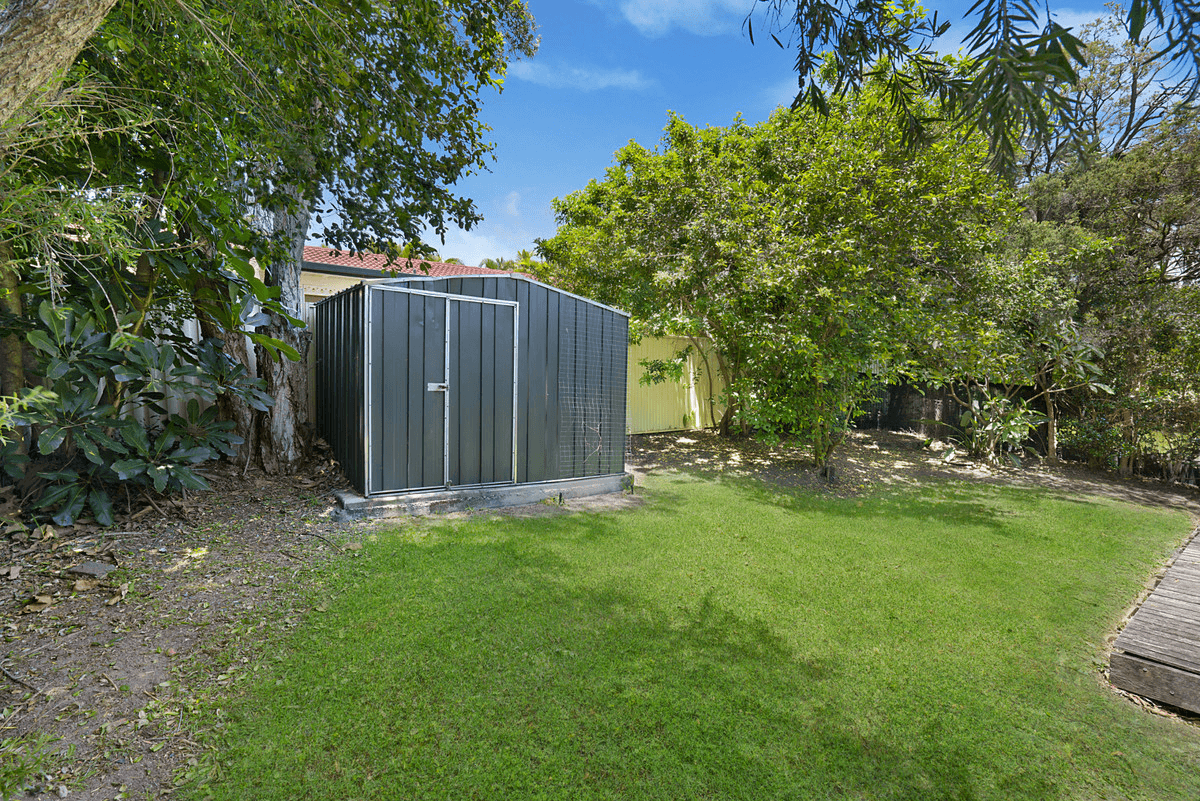 34 Eileen Avenue, SOUTHPORT, QLD 4215