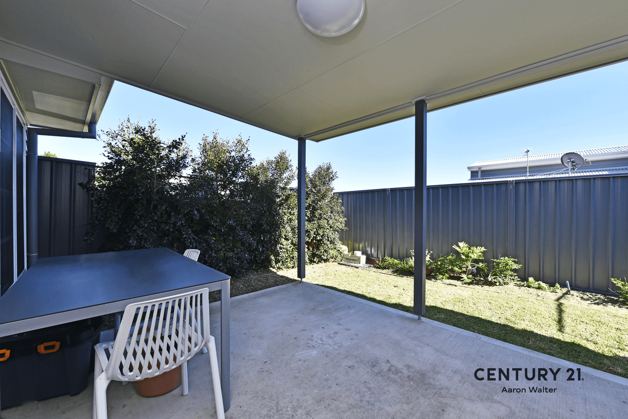 10 Butcherbird Crescent, Elermore Vale, NSW 2287