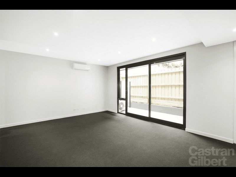 2/17 Railway Parade, MURRUMBEENA, VIC 3163