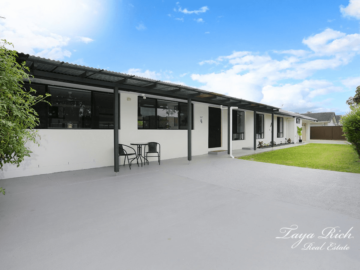 187 Currumbin Creek Road, CURRUMBIN WATERS, QLD 4223