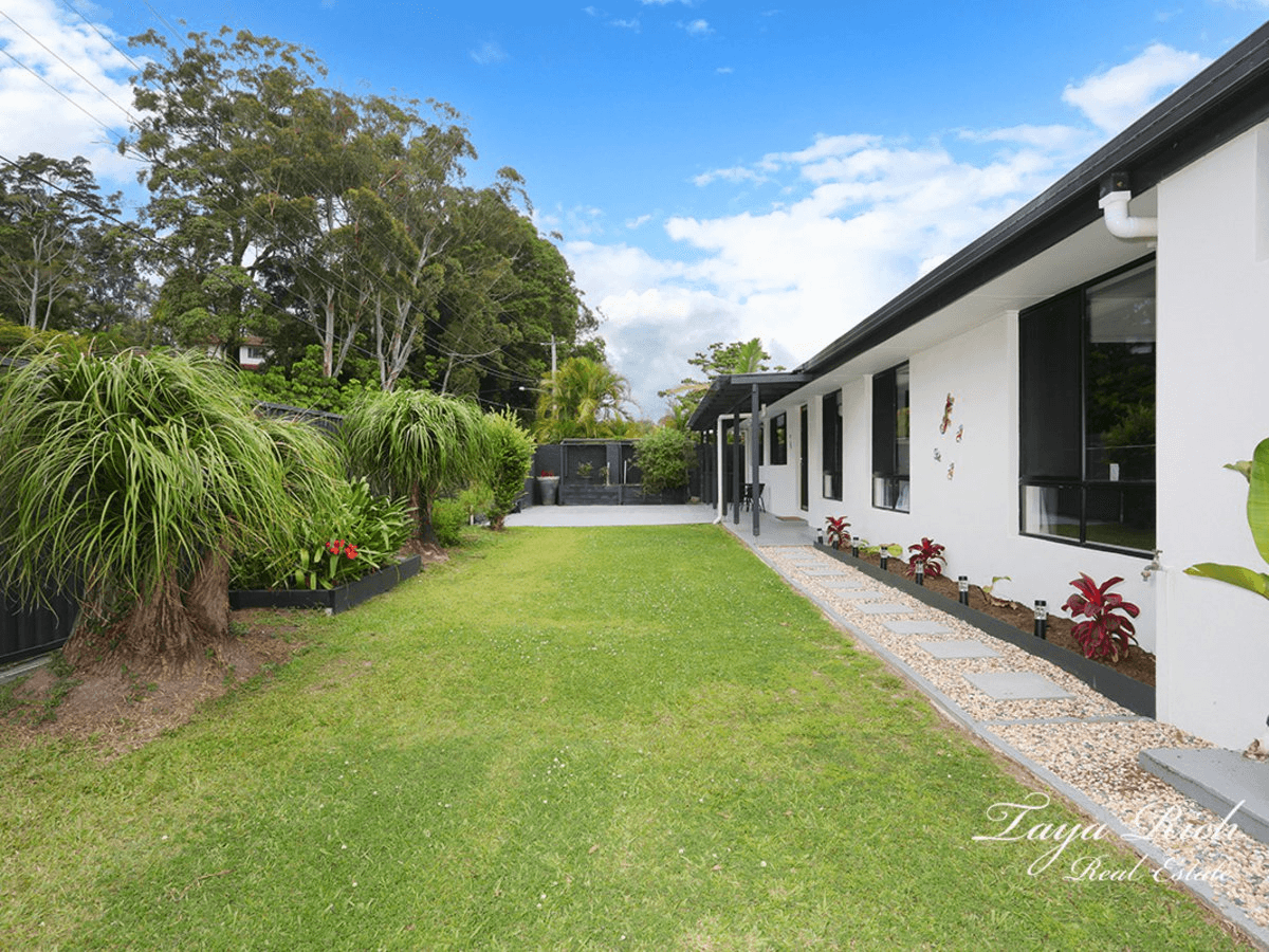 187 Currumbin Creek Road, CURRUMBIN WATERS, QLD 4223