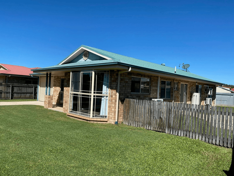 8 Patroyce Court, SARINA, QLD 4737