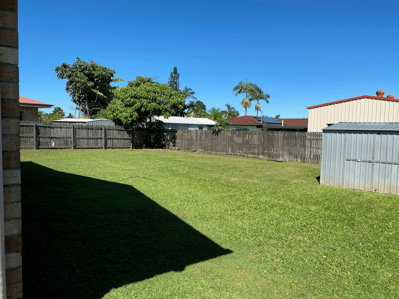 8 Patroyce Court, SARINA, QLD 4737