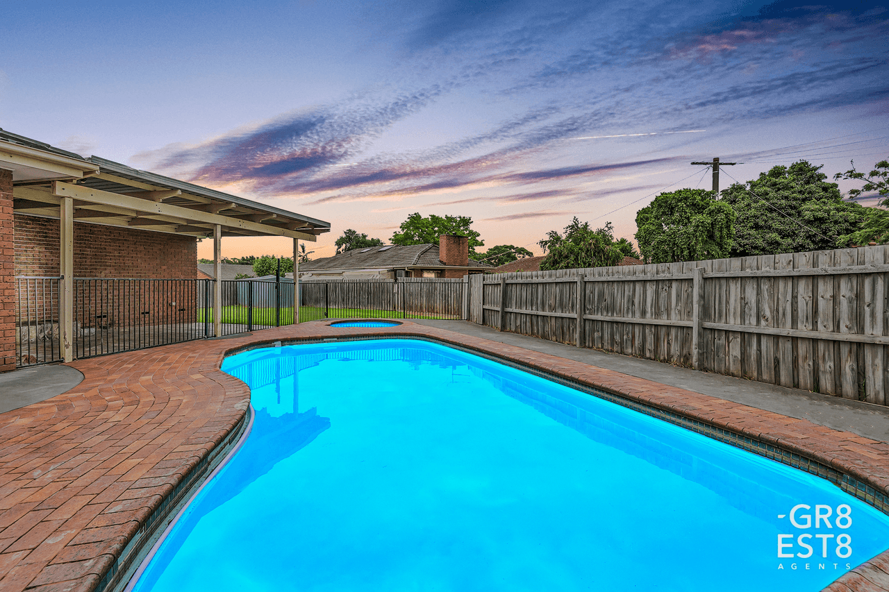 9 Jeffrey Street, HAMPTON PARK, VIC 3976