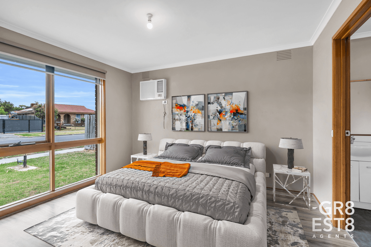 9 Jeffrey Street, HAMPTON PARK, VIC 3976