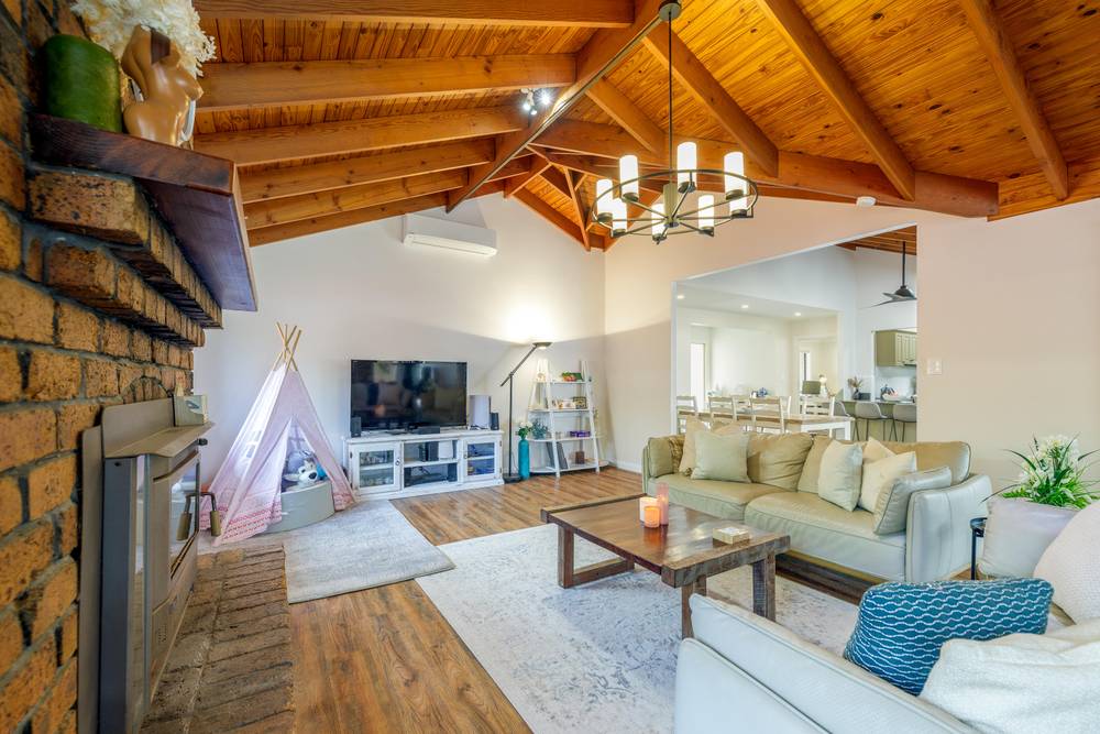 54 Koola Drive, NERANG, QLD 4211