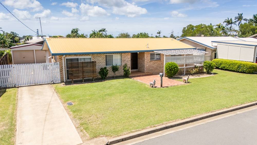 9 McLachlan Drive, AVENELL HEIGHTS, QLD 4670