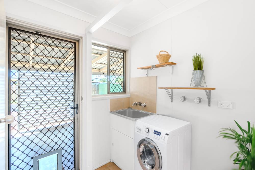 9 McLachlan Drive, AVENELL HEIGHTS, QLD 4670