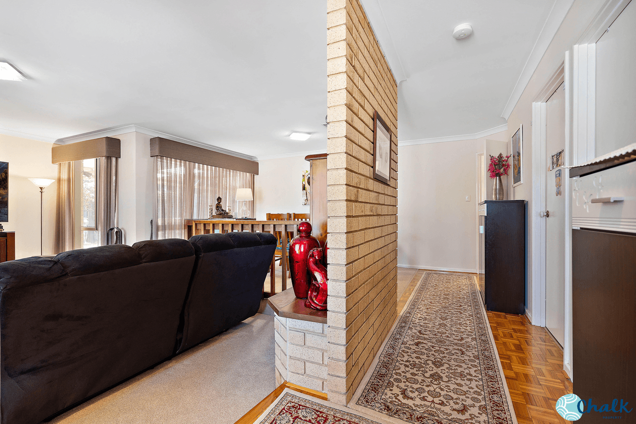 10 Bunbury Place, ROCKINGHAM, WA 6168