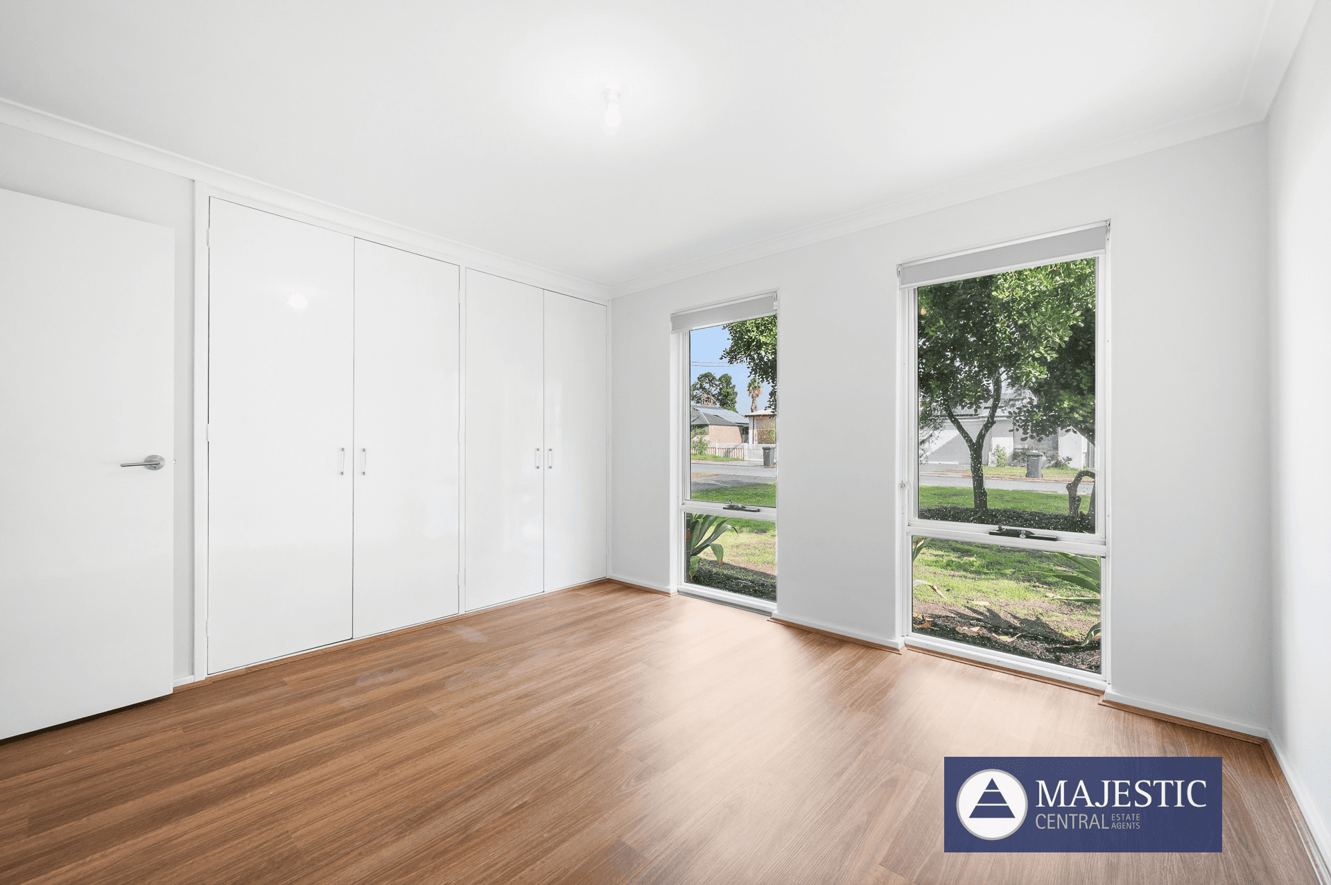 28 Tullamore Ave, Thornlie, WA 6108