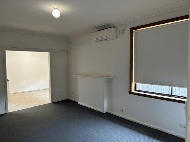 156 Station Street, THOMASTOWN, VIC 3074