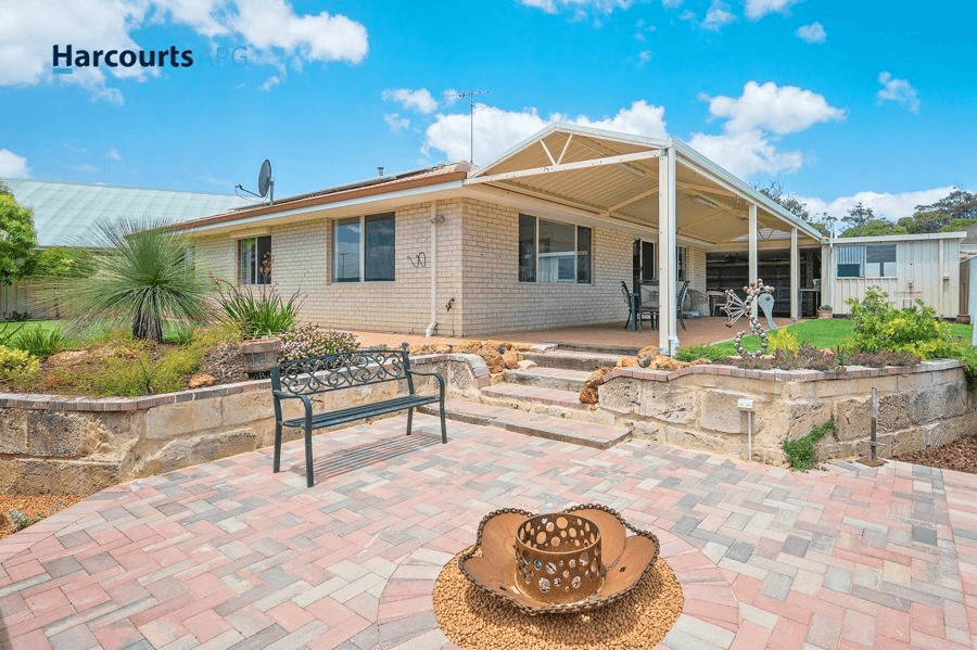 13 Lefroy Place, USHER, WA 6230