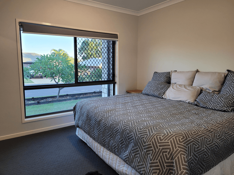 21 Austin Cres, Moura, QLD 4718