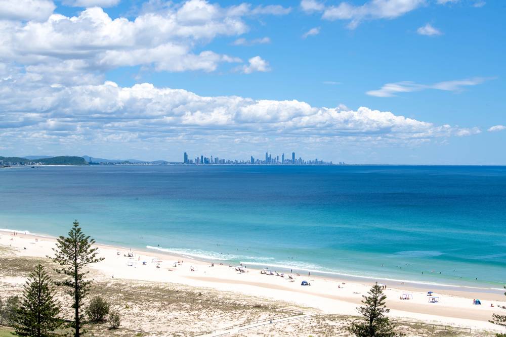 7 Miles Street, KIRRA, QLD 4225