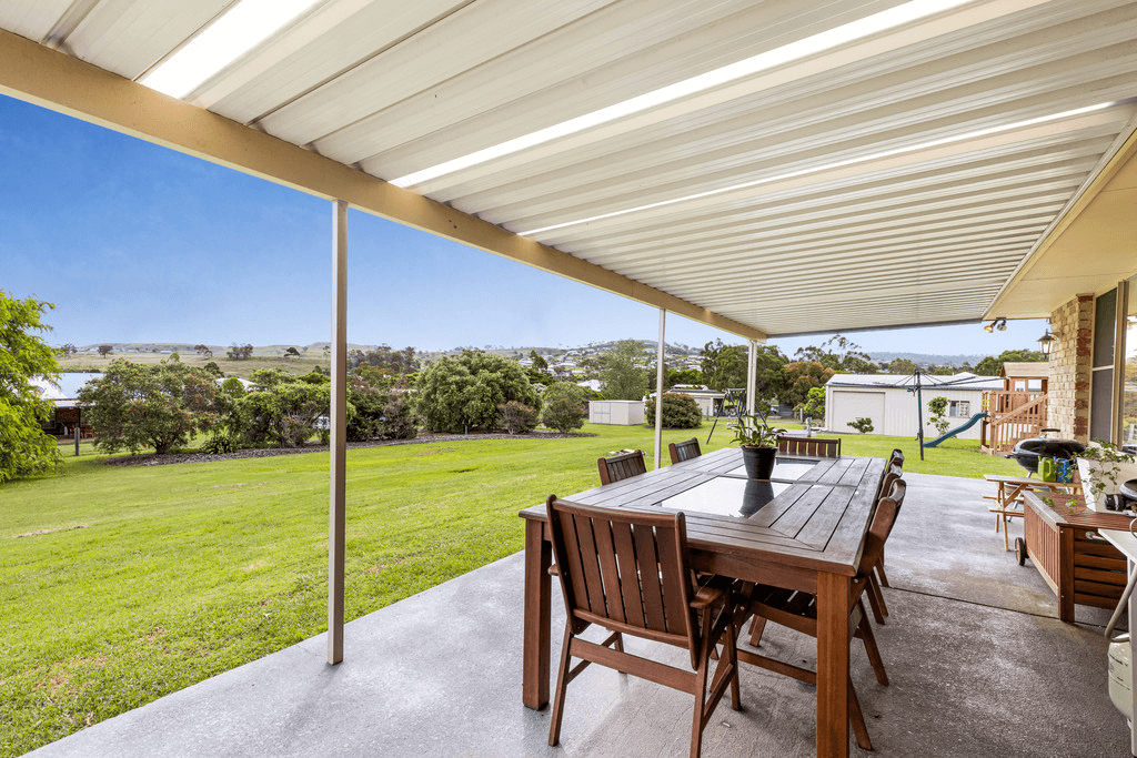 1 Hazelmere Court, HODGSON VALE, QLD 4352