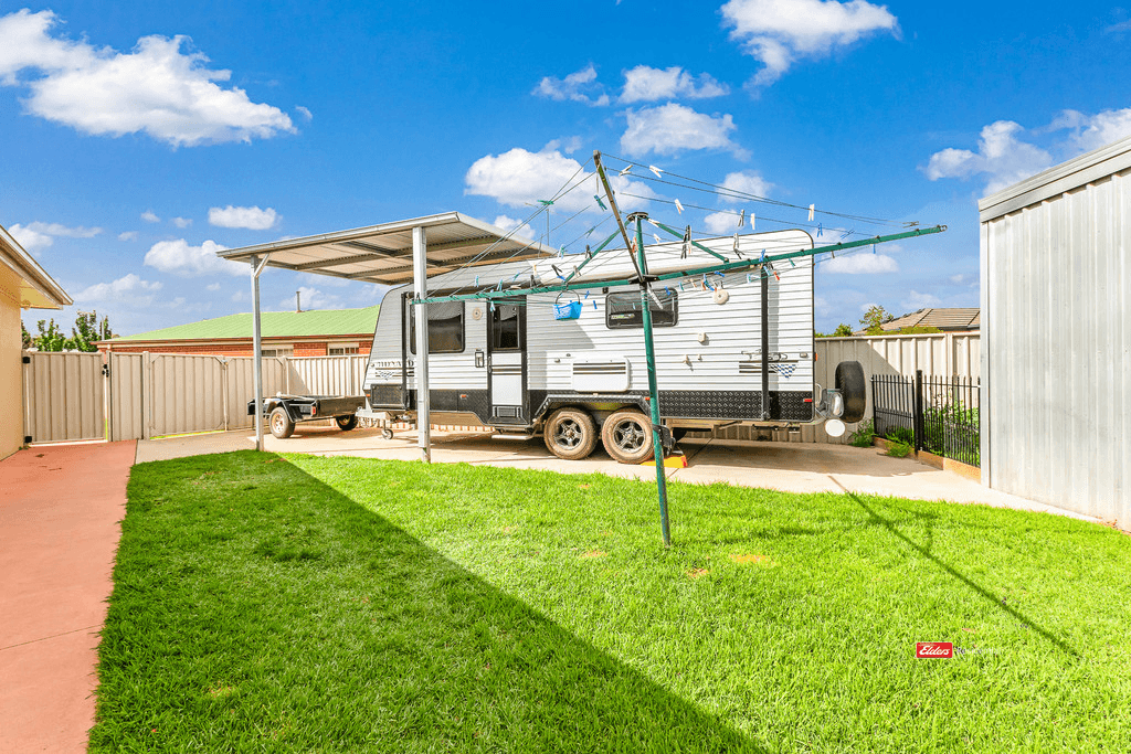 9 Charlton Court, ECHUCA, VIC 3564