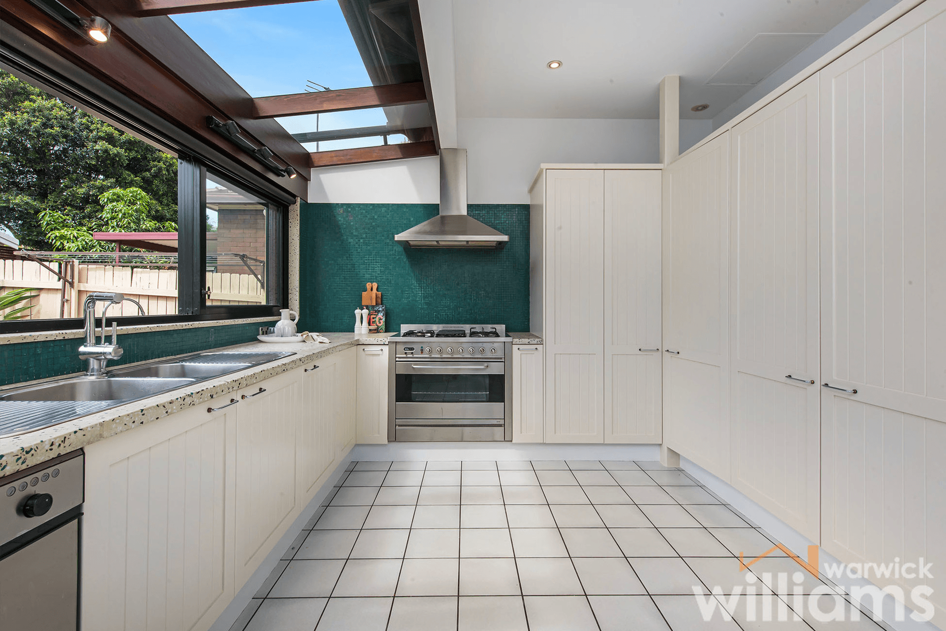 69 Henley Marine Drive, Rodd Point, NSW 2046