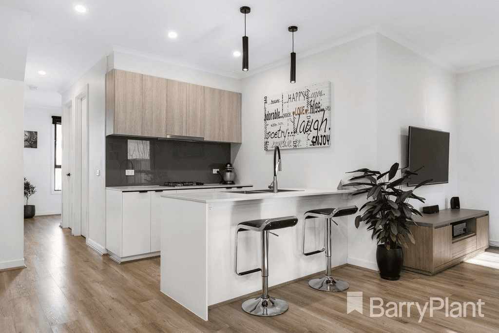 34 Riana Loop, Eumemmerring, VIC 3177