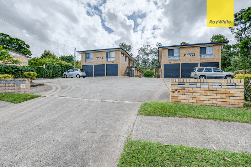 2/10 North Road, WOODRIDGE, QLD 4114