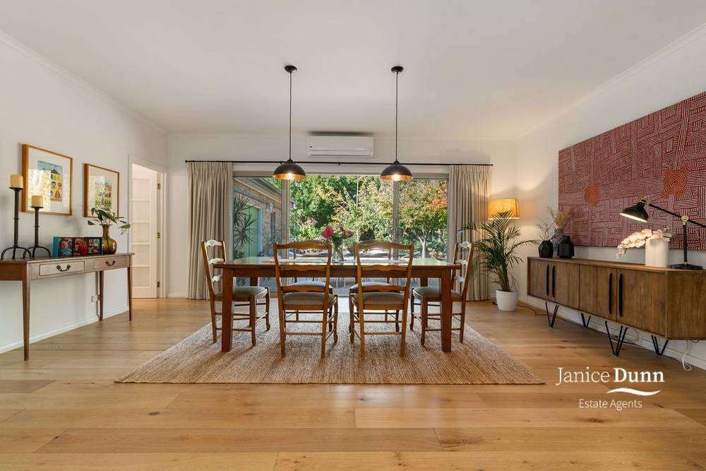 8 Rock Lodge Court, Frankston South, VIC 3199
