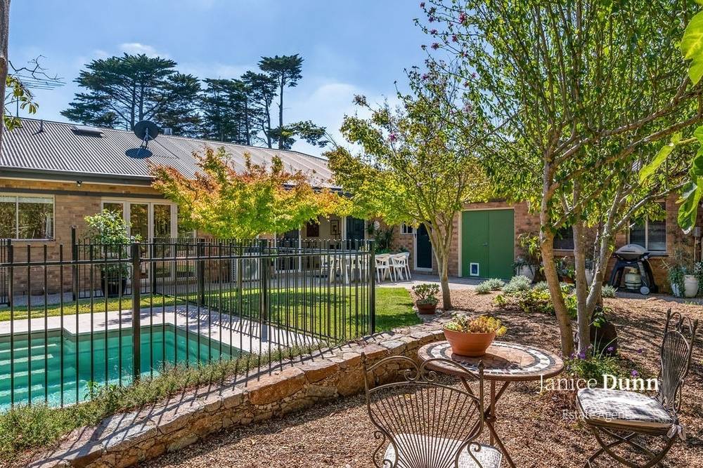 8 Rock Lodge Court, Frankston South, VIC 3199