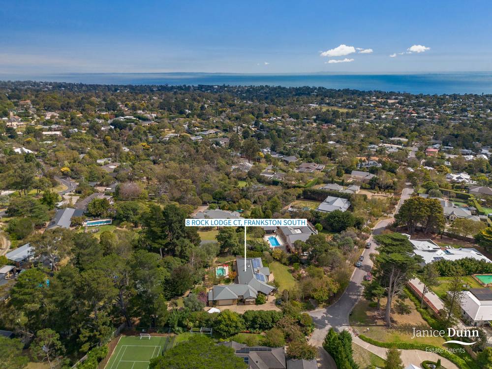 8 Rock Lodge Court, Frankston South, VIC 3199