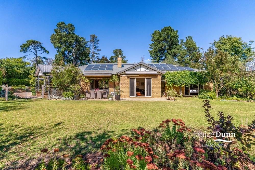 8 Rock Lodge Court, Frankston South, VIC 3199