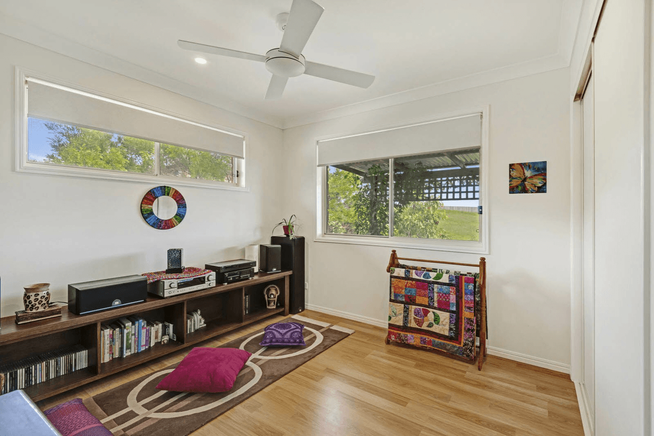 8 Selkirk Place, WOLLONGBAR, NSW 2477