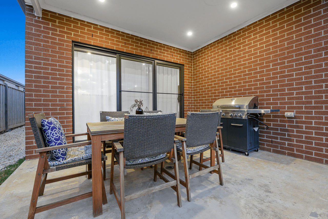 26 Barley Crescent, CLYDE NORTH, VIC 3978