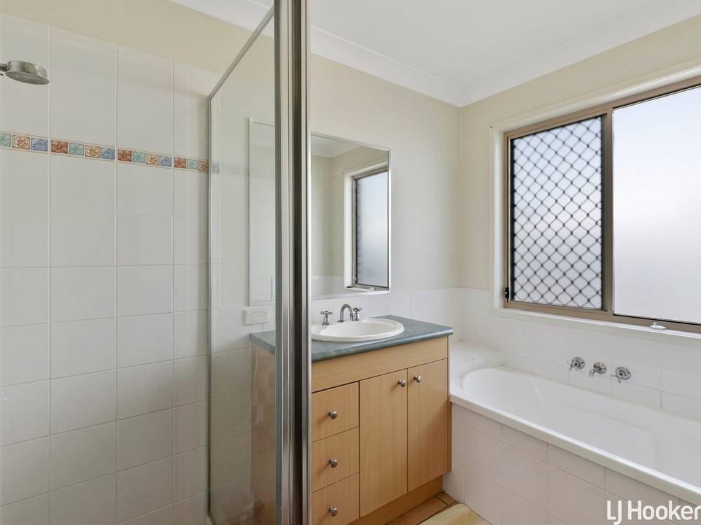 23 Barculdie Crescent, DECEPTION BAY, QLD 4508