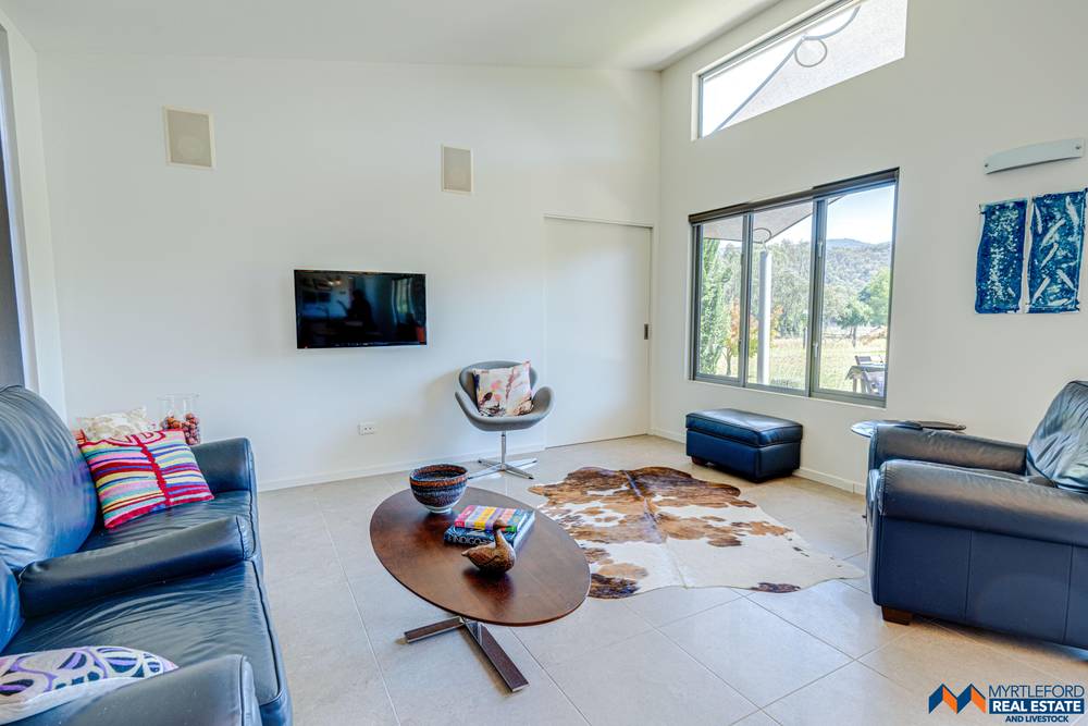 2 Eliza Way, MYRTLEFORD, VIC 3737