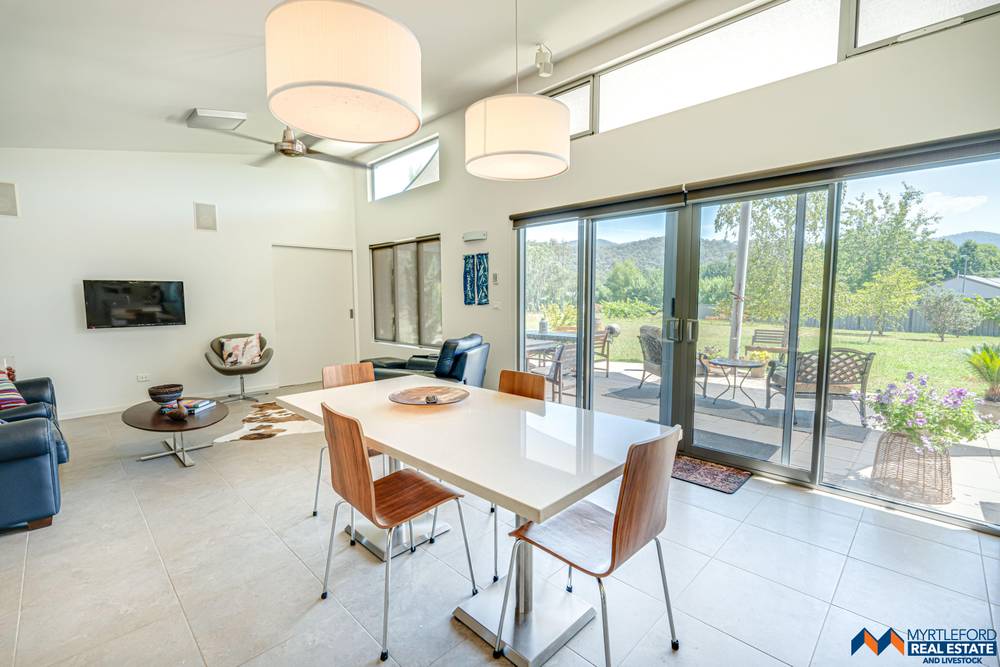 2 Eliza Way, MYRTLEFORD, VIC 3737