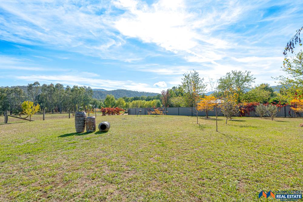 2 Eliza Way, MYRTLEFORD, VIC 3737